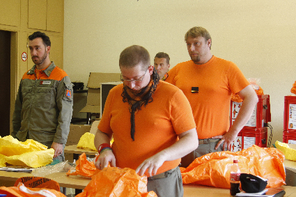 Formation pour l'utilisation des tenues FSA 06 Formation pour l'utilisation des tenues FSA 06