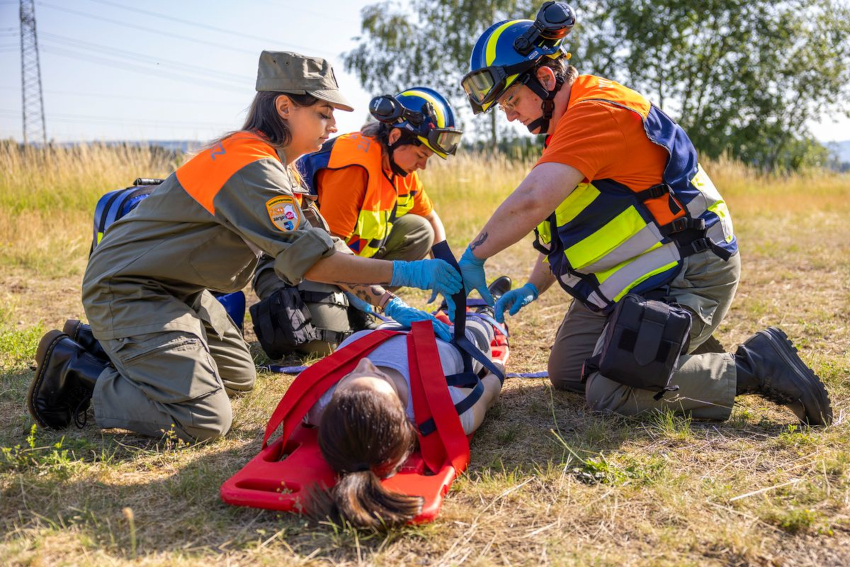 Les femmes à la rescousse ? Les femmes à la rescousse ?